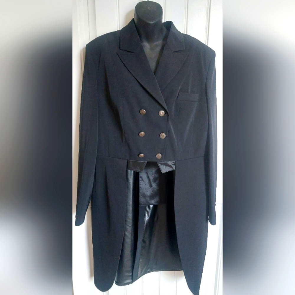 Isabell Werth Womens Black Dressage Shadbelly Jacket, Size USA R34